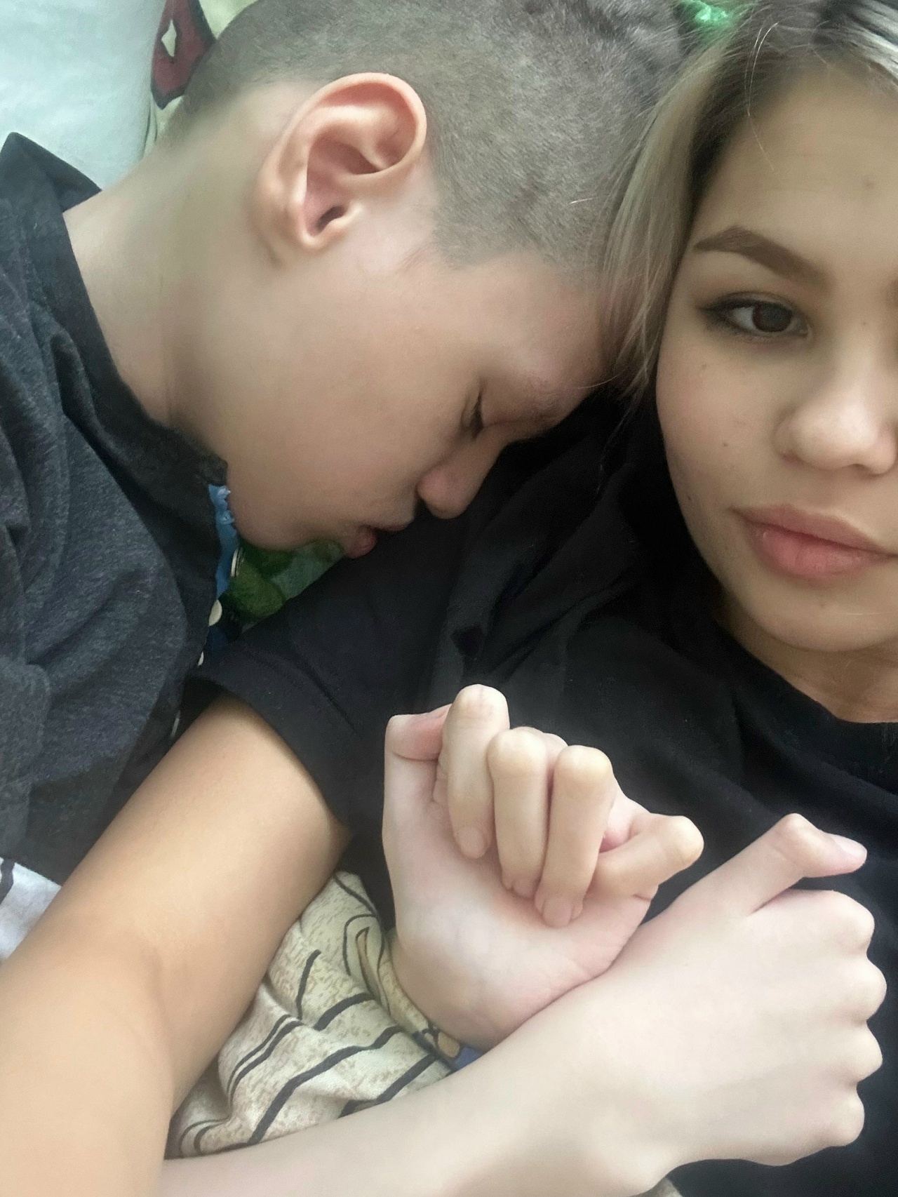 Время надежды, веры и счастья. Вопреки всему.