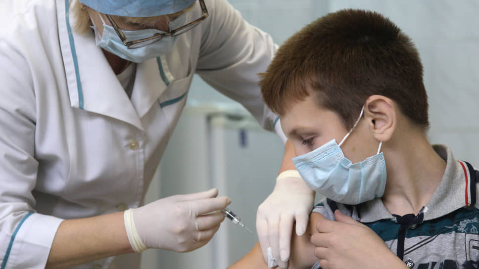 Почти 3000 подростков Башкирии проверят на себе вакцину против Covid-19