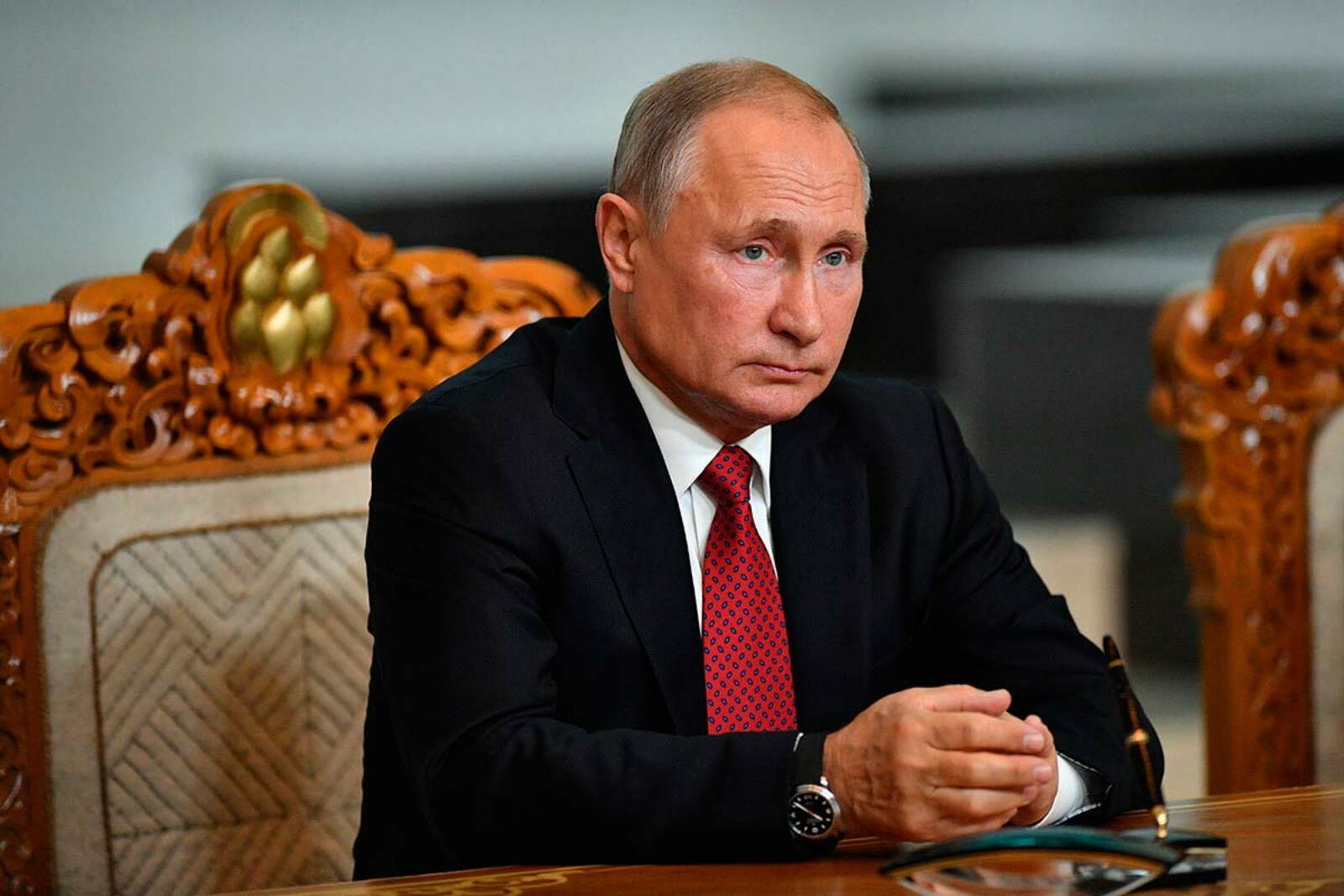Путин поручил держать линию на устойчивость и сбалансированность федерального бюджета