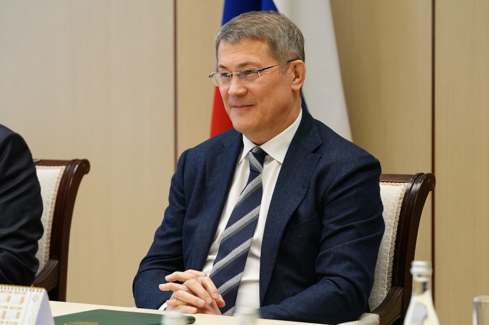 Радий Хабиров поручил правительству принять меры по поддержке бизнеса