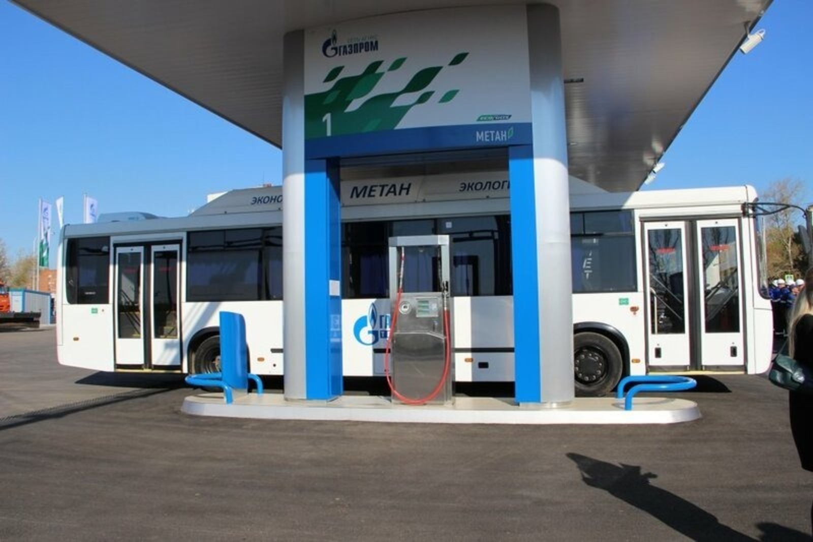 В Башкирии откроют 10 новых электрических и газовых автозаправок