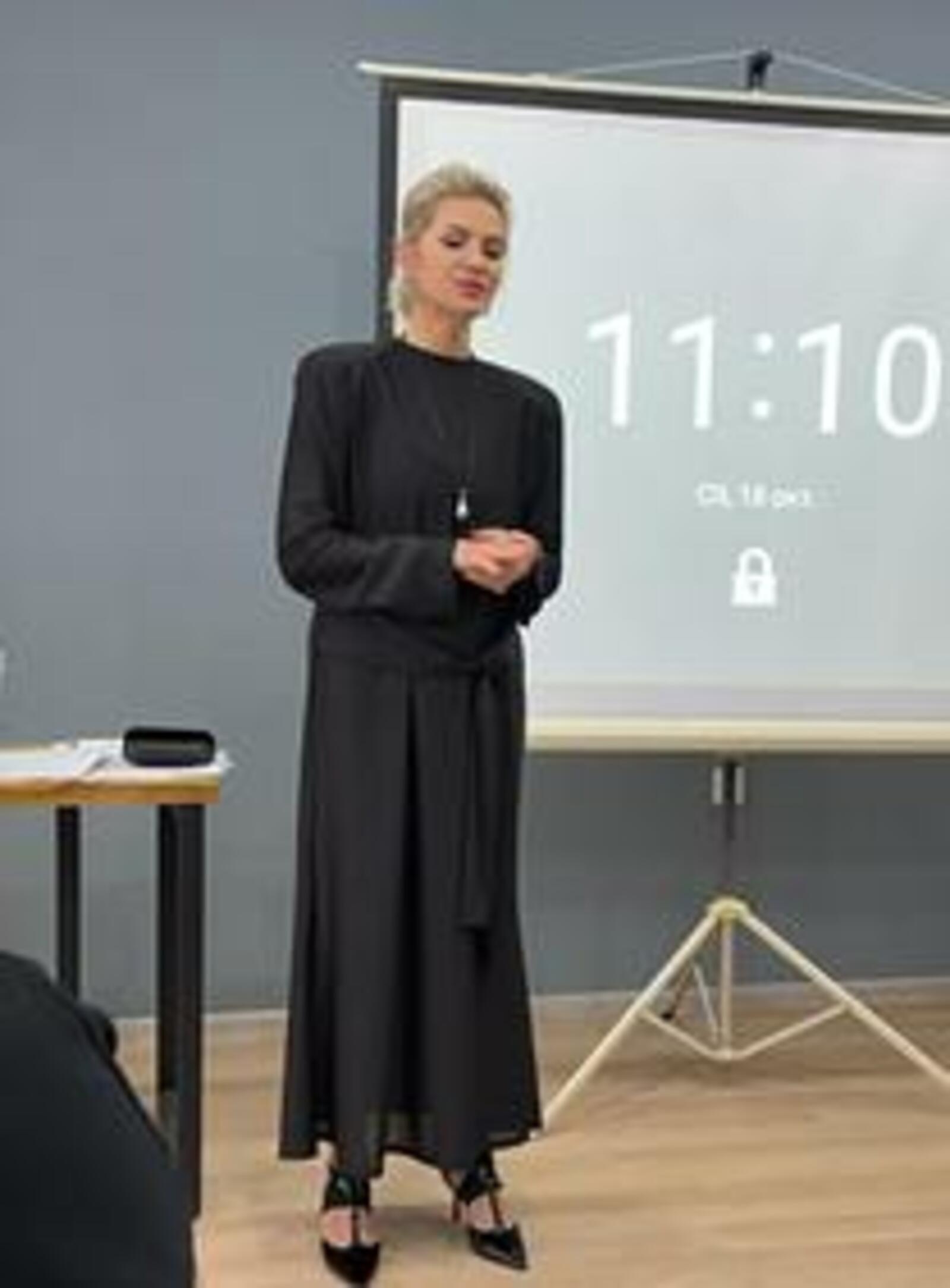 В Сибае бизнес-леди совершенствуют навыки уверенного поведения и изысканности