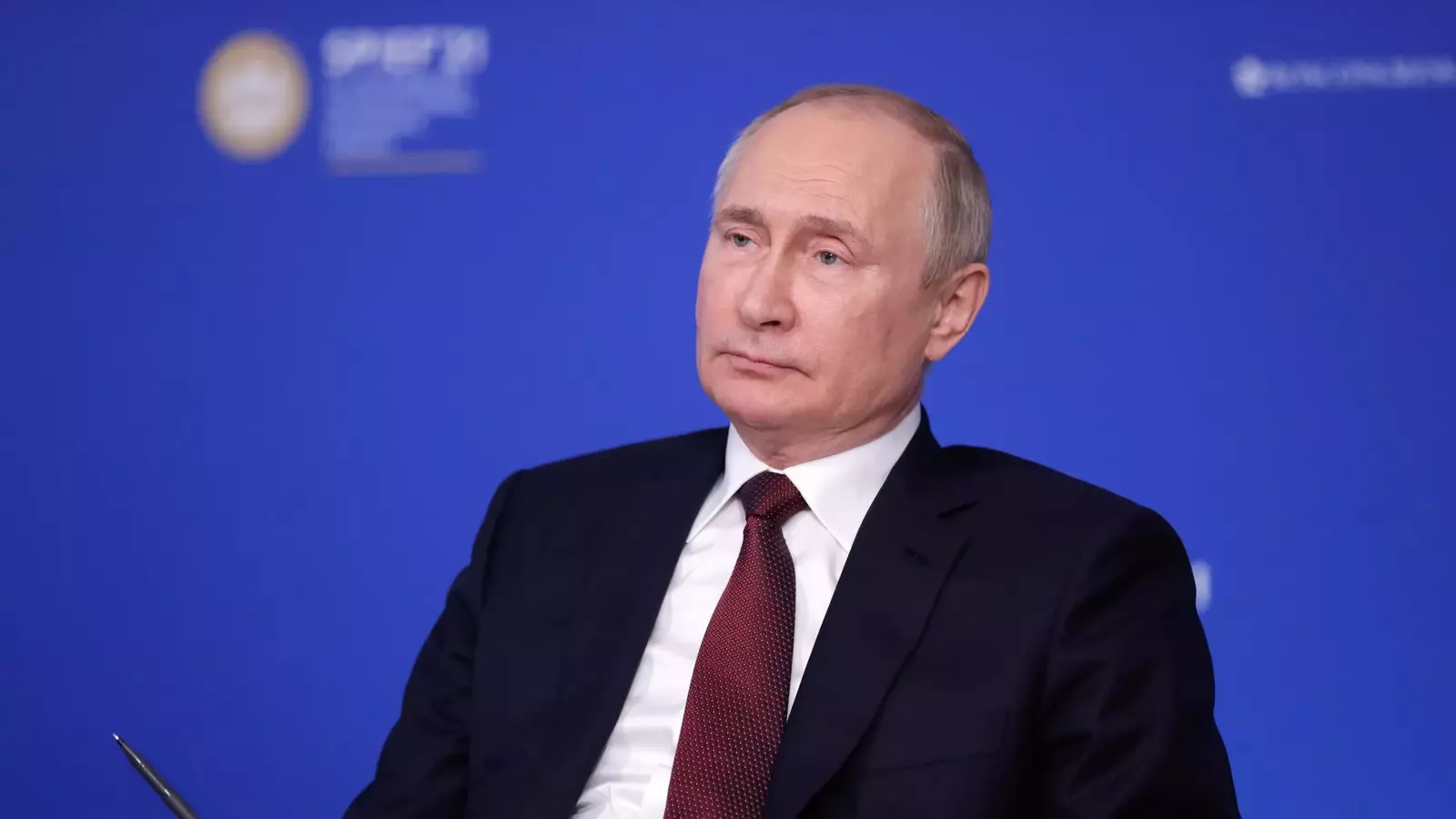 Путин допустил рост ВВП России в текущем году