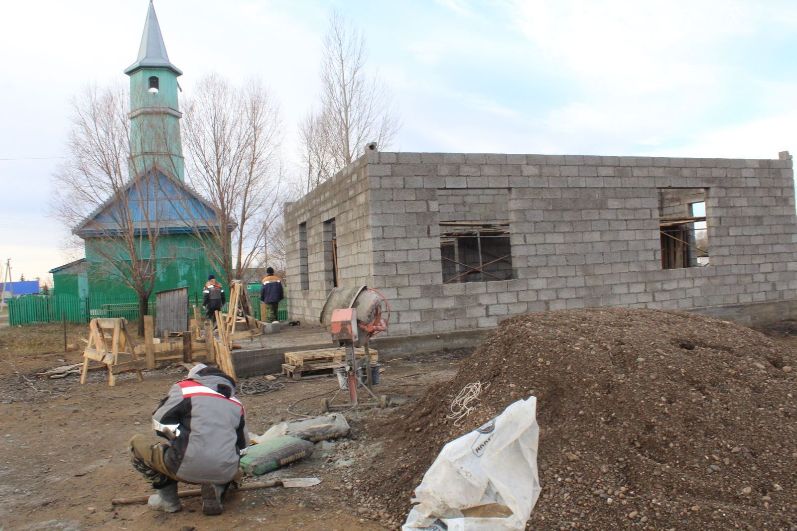В рамках нацпроекта «Здравоохранение» в Зианчуринском районе в деревне Башкирская Ургинка  было решено построить новый ФАП