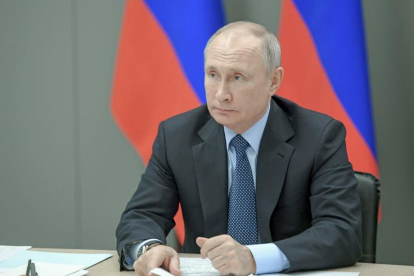 ФОМ: Путину доверяют 77% опрошенных россиян