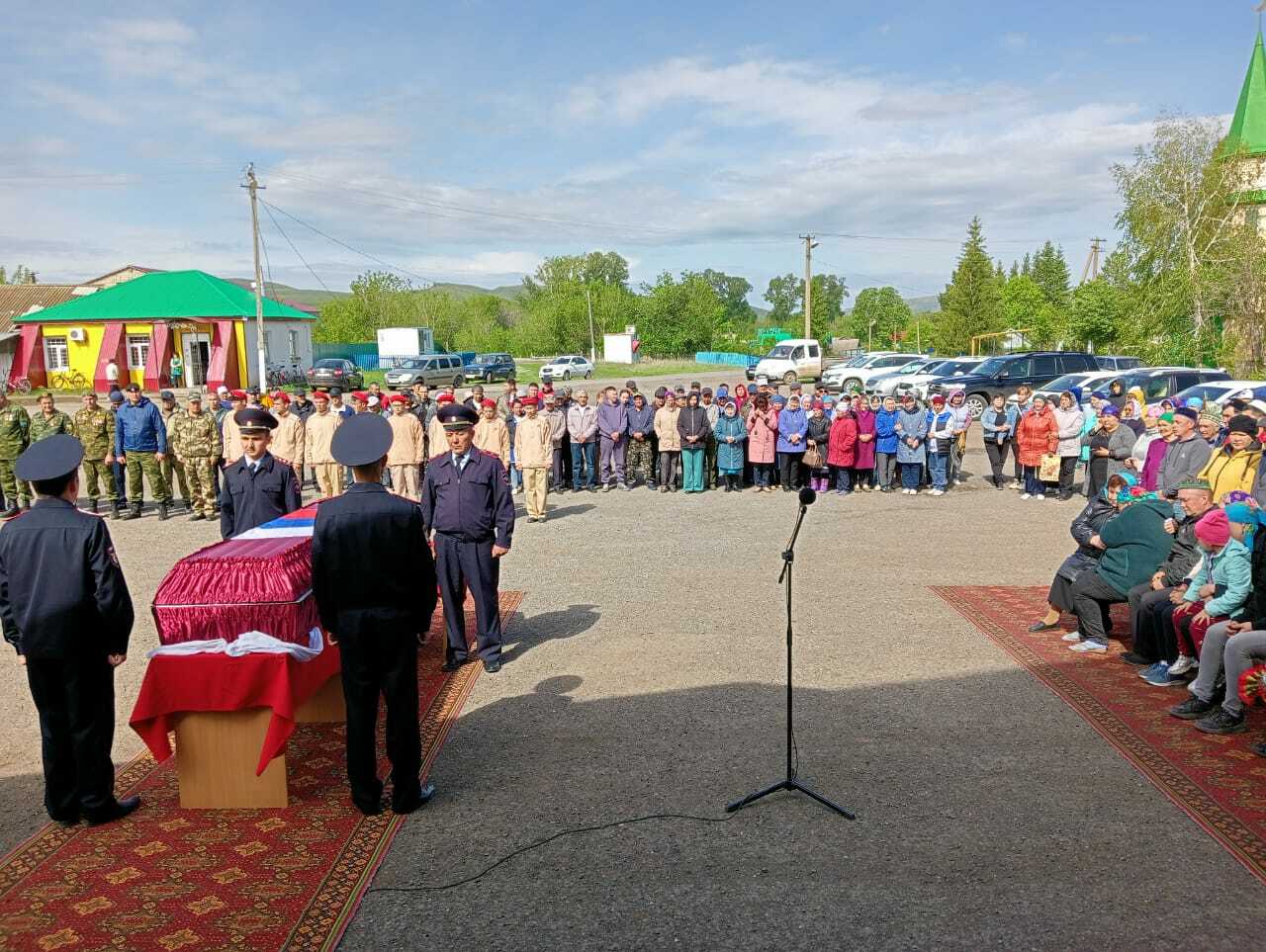 В Башкирии простились с участников СВО Хасановым Вильданом