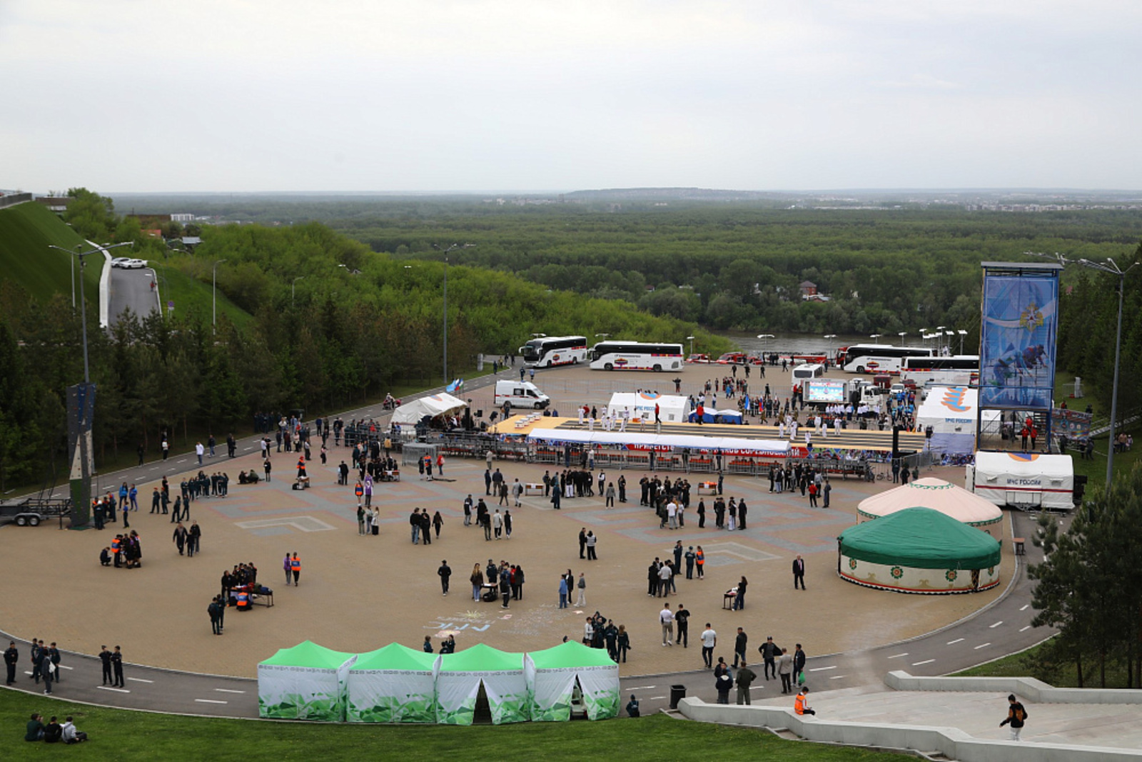 Радий Хабиров пожелал удачи участникам Международных соревнований