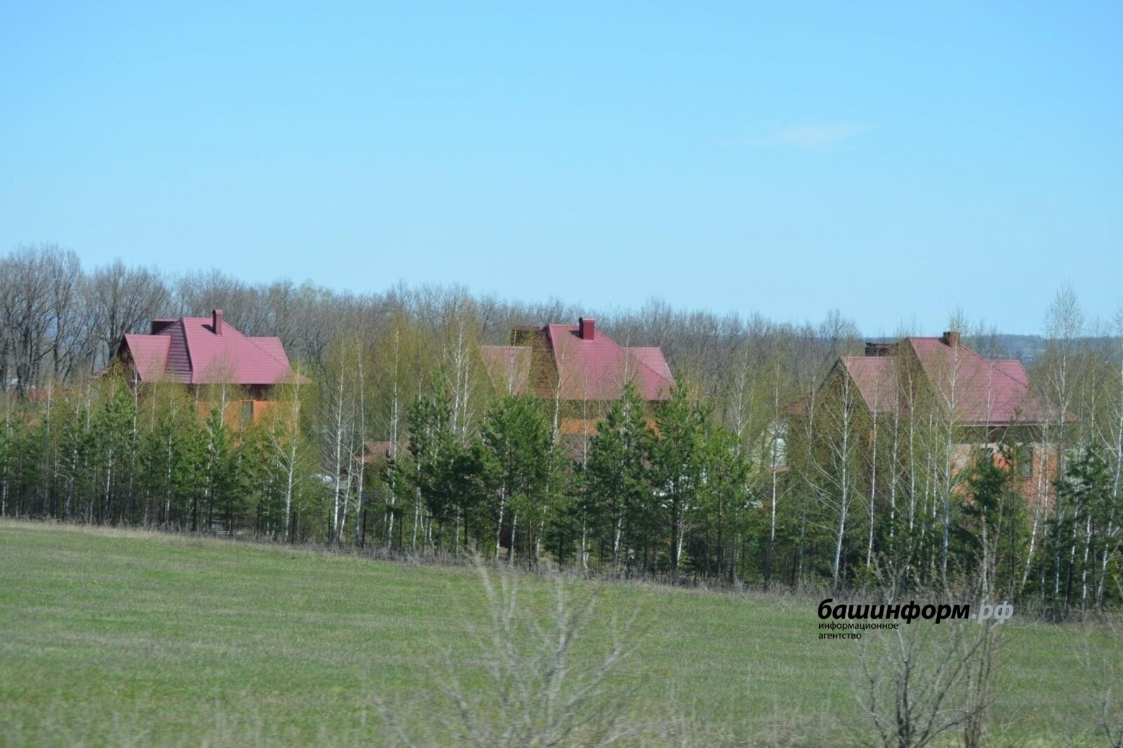 Собственникам земельных участков в Башкирии необходимо зарегистрировать дома