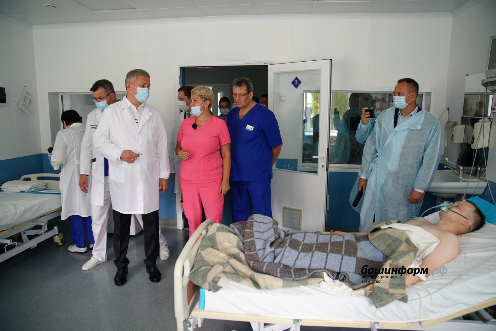 В Башкирии после хлопка газа в реанимации находятся девять человек