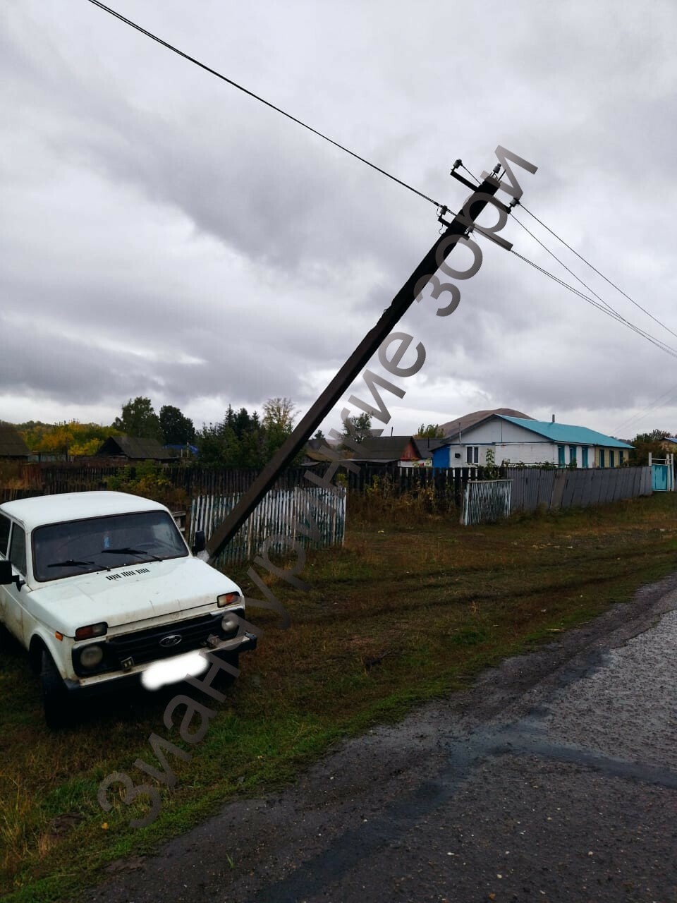 В Башкирии  нетрезвый водитель врезался  в столб