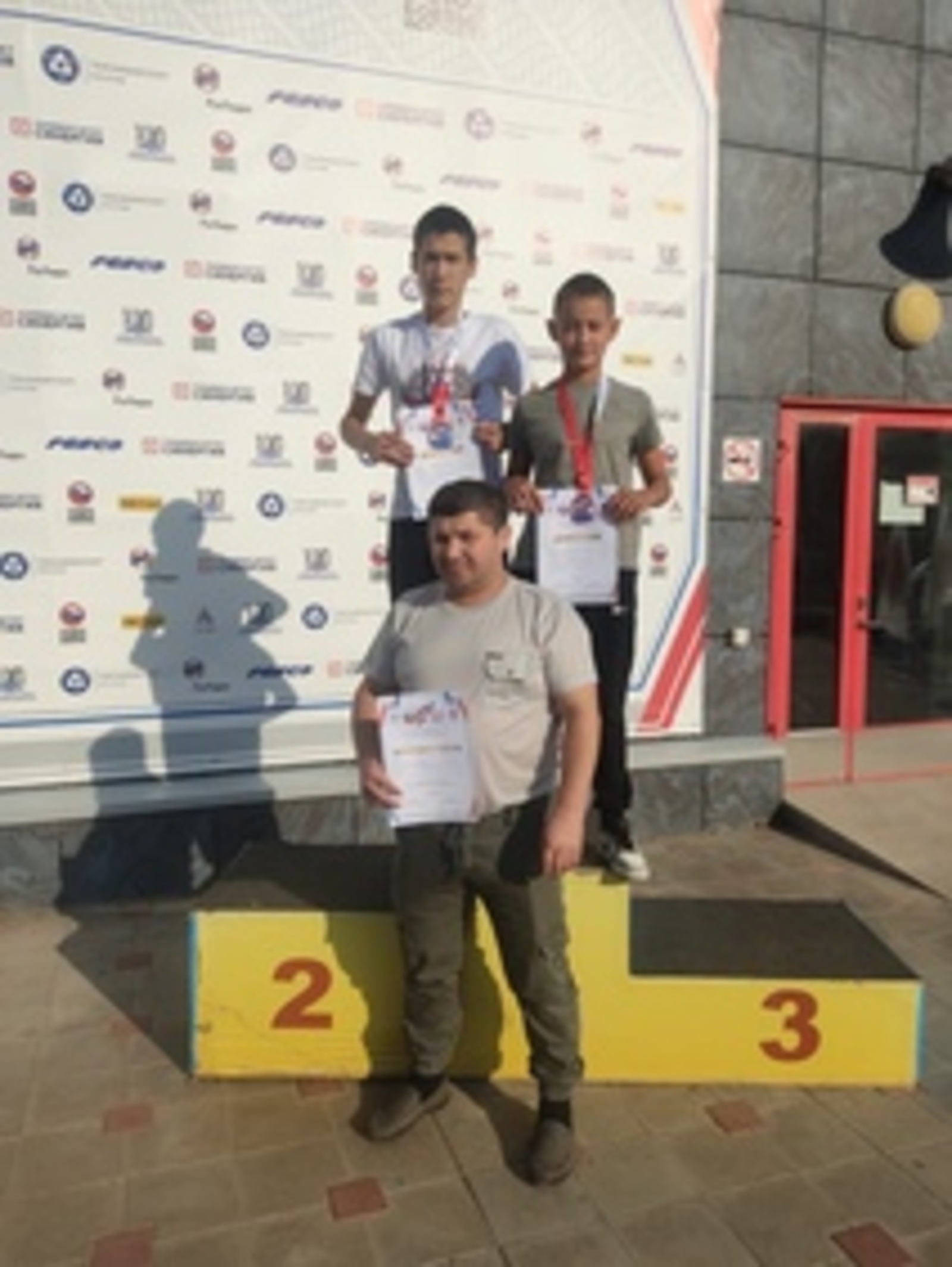 Далекановские спортсмены в составе сборной Башкортостана стали победителями XV Всероссийского юношеского турнира по борьбе на поясах