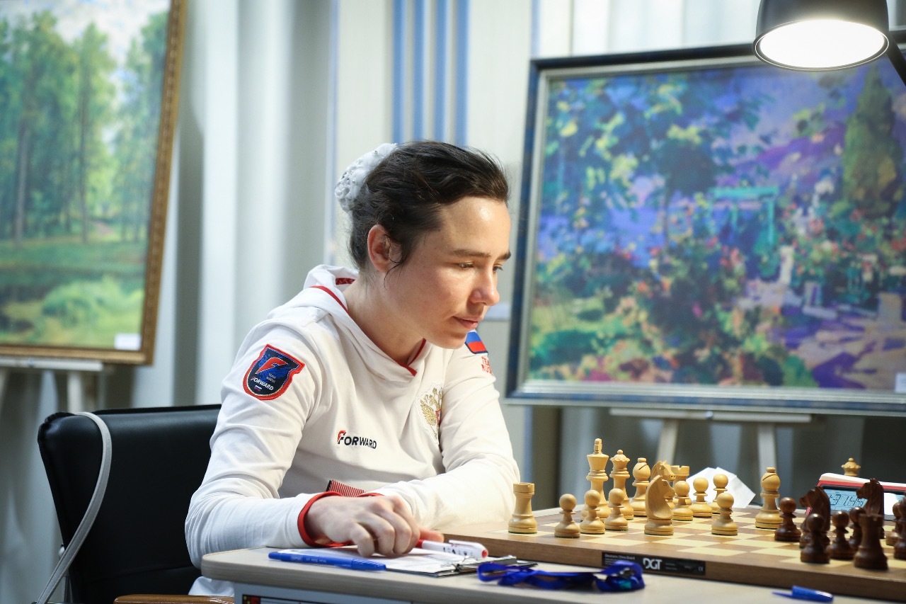В Уфе завершены пятый и шестой тур Суперфиналов чемпионатов России среди мужчин и женщин по шахматам
